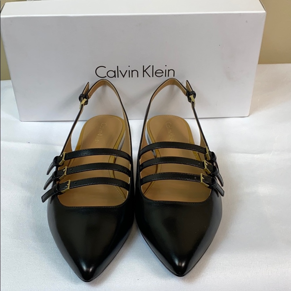 Calvin Klein Women’s Genevieve Flats